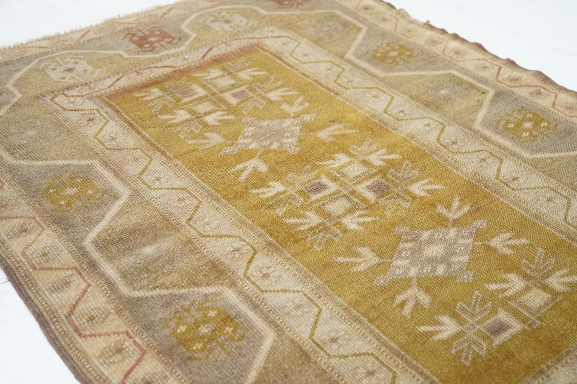 Oushak Rug 3'0" x 3'11''
