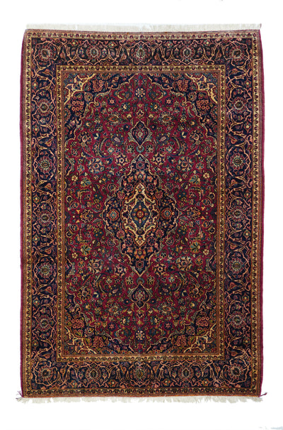 Vintage  Kashan Rug 4'4'' x 6'7''
