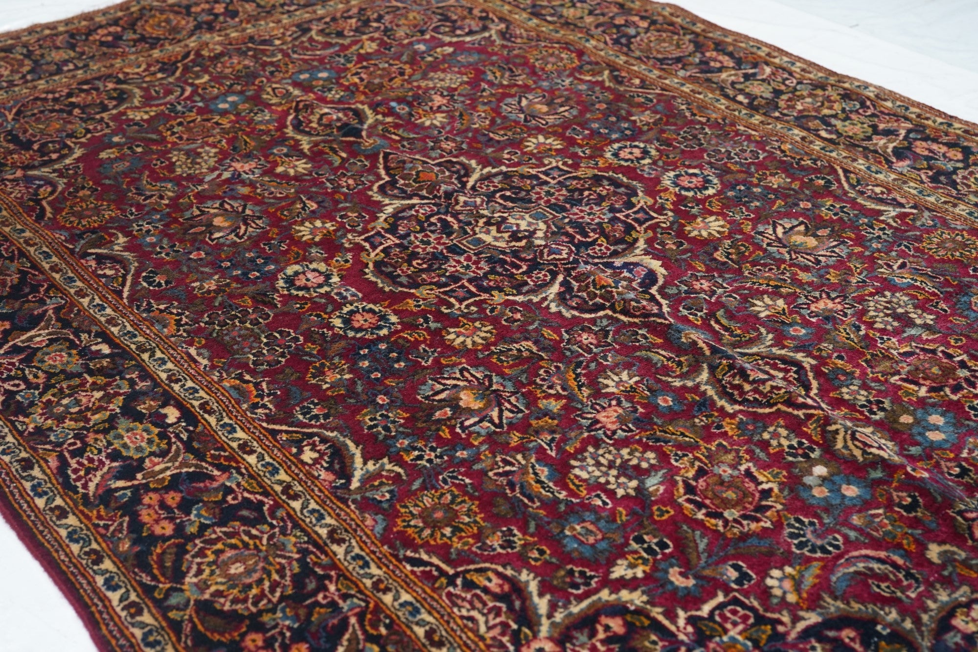 Vintage  Kashan Rug 4'3'' x 6'6''