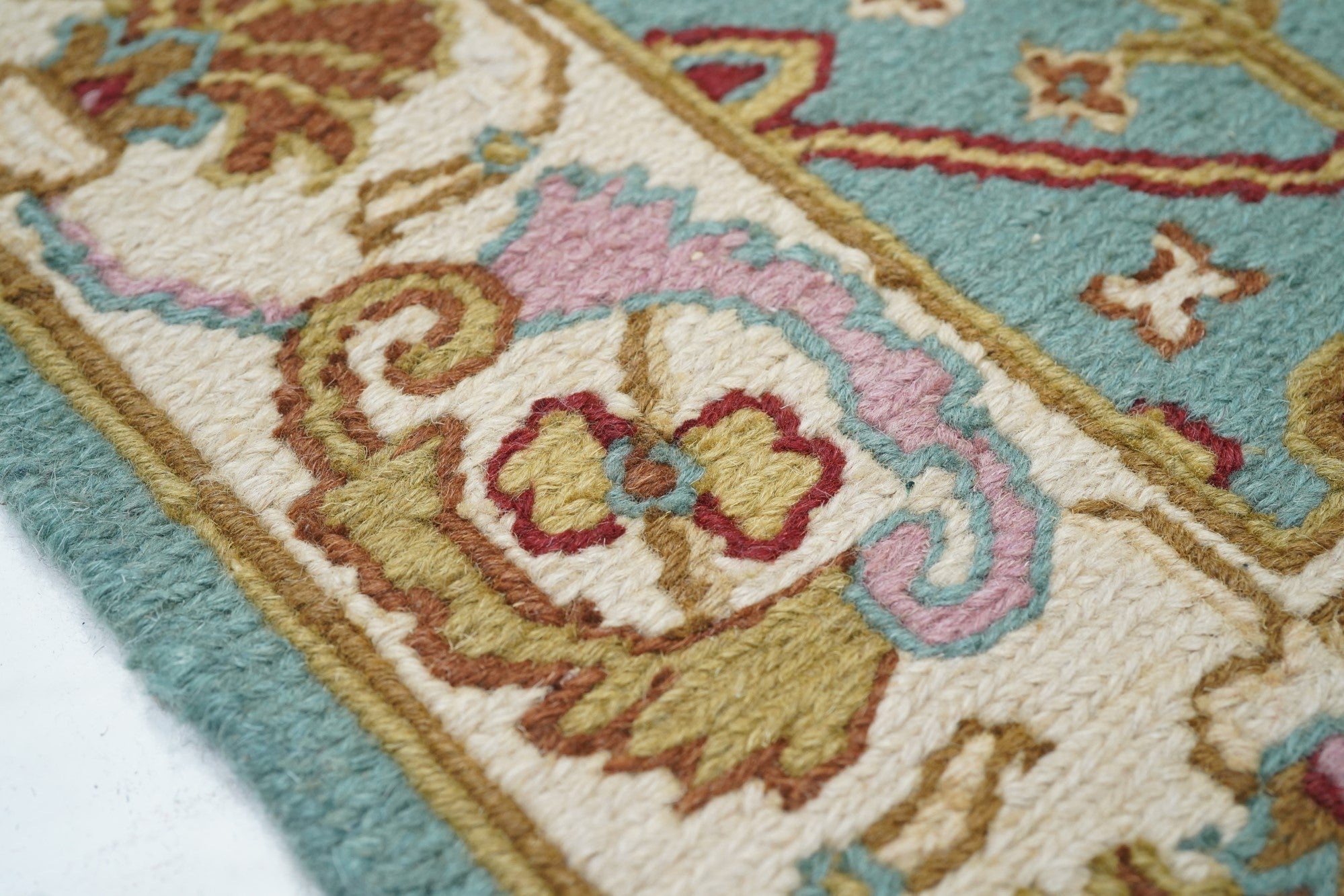 Sumak Runner 2'7'' x 7'7''