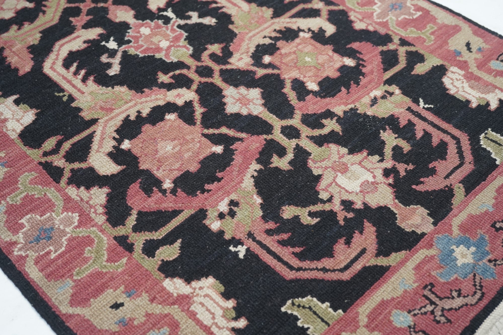 Sumak Runner 2'7'' x 8'0"