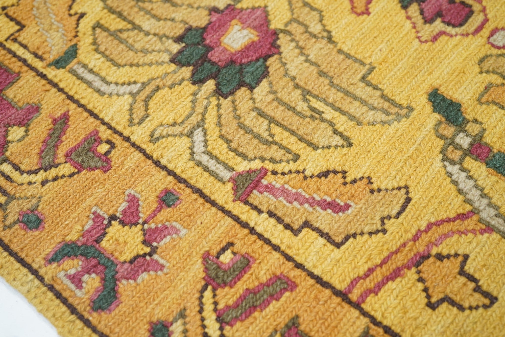 Sumak Runner 2'7'' x 10'0"
