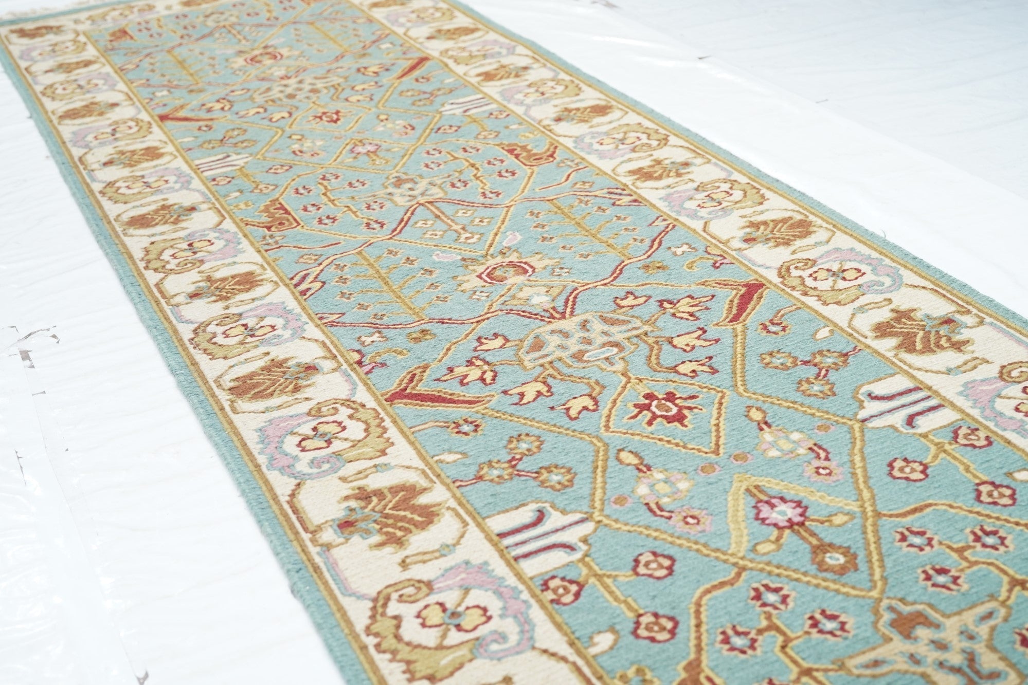 Sumak Runner 2'7'' x 9'5''
