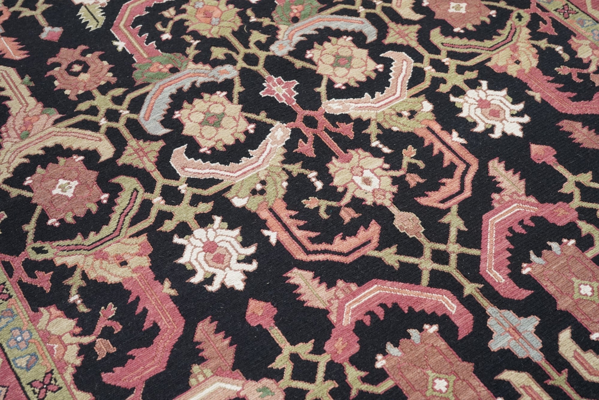 Sumak Rug 6'0" x 9'0"