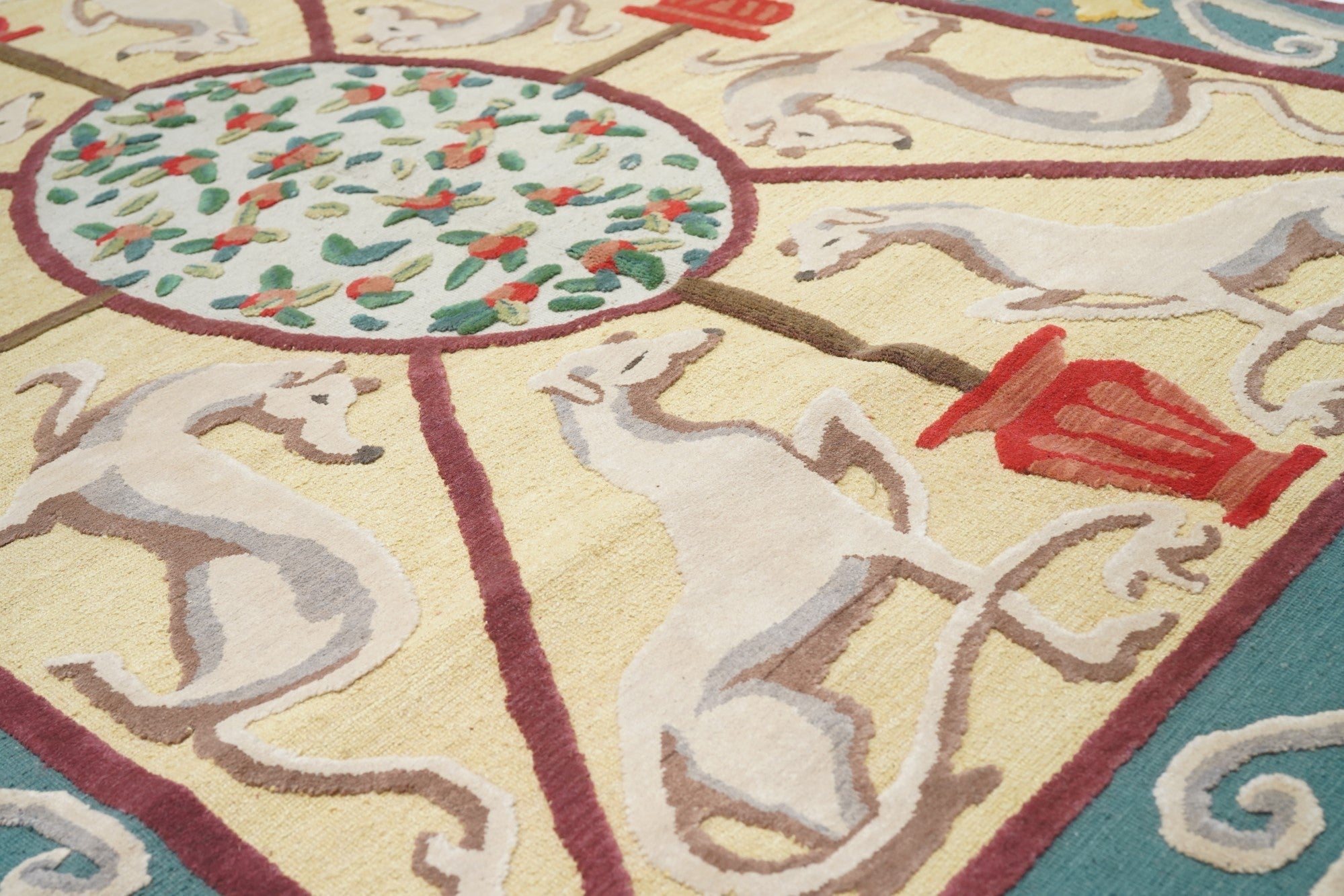 Sumak Rug 6'0" x 9'0"