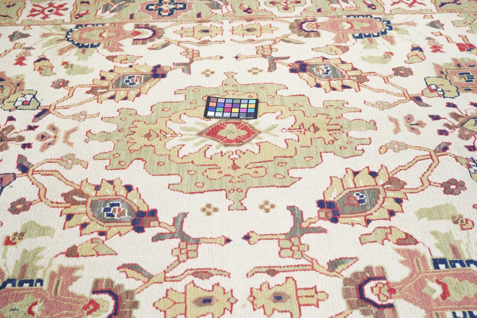 Sumak Rug 6'0" x 9'0"