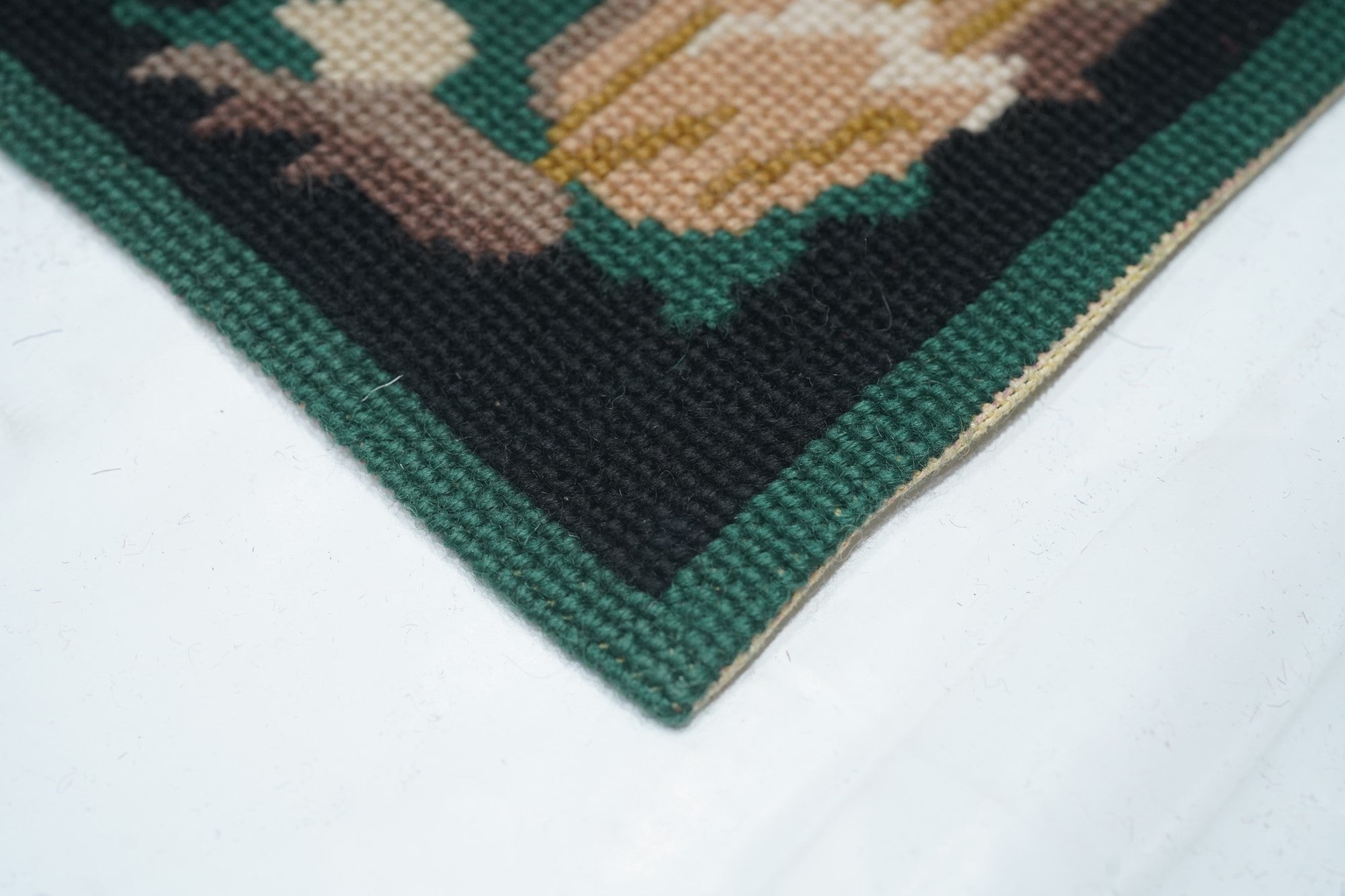 Needle Point Runner 2'6'' x 9'11''