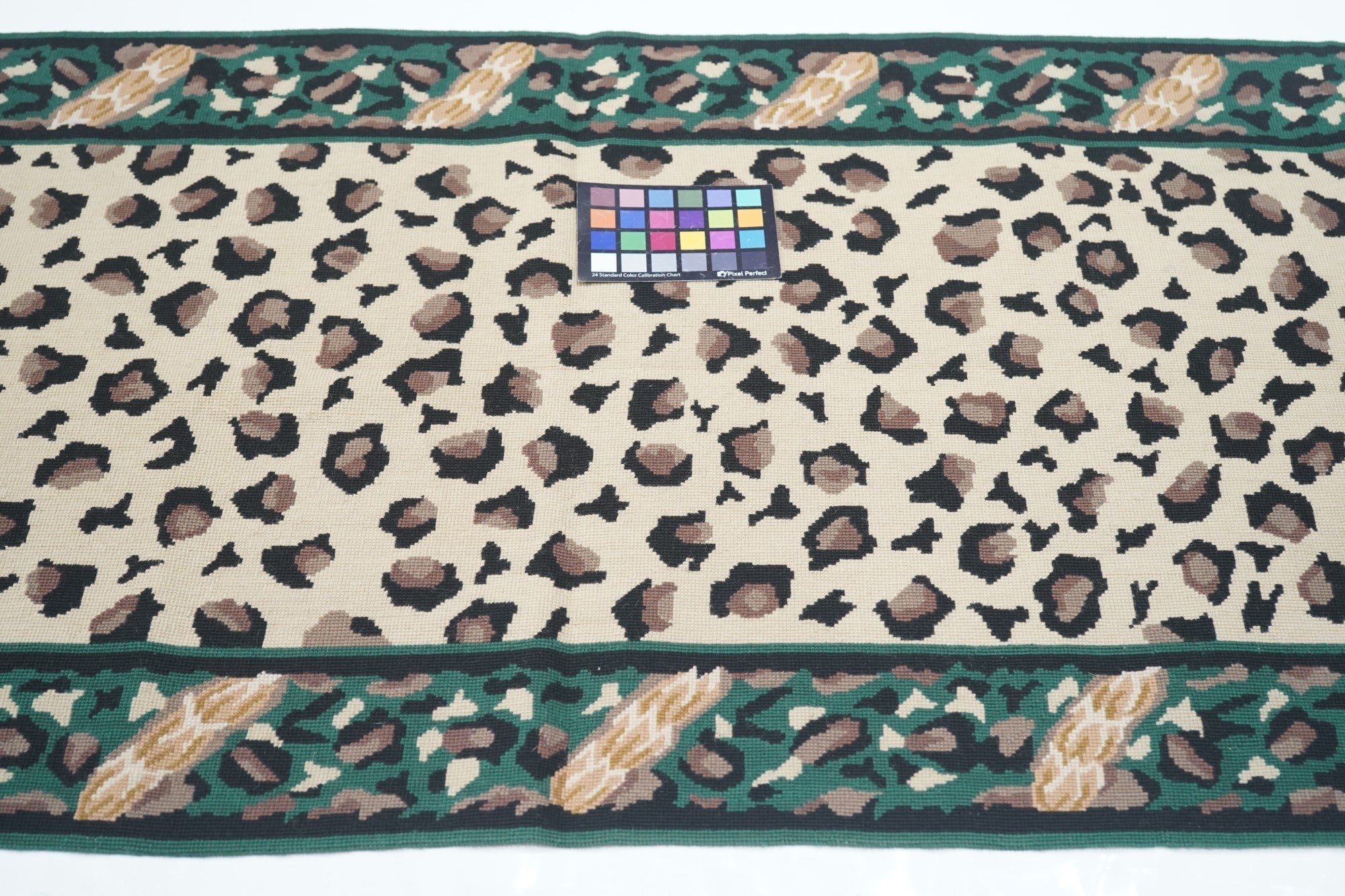 Hand Knotted Needle Point Wool Rug 2'5'' x 8'0"