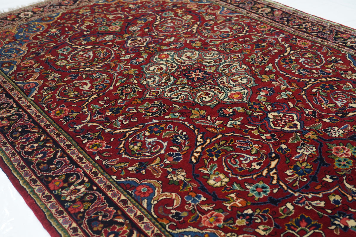Fine Antique  Sarouk Rug 4'2'' x 6'6''