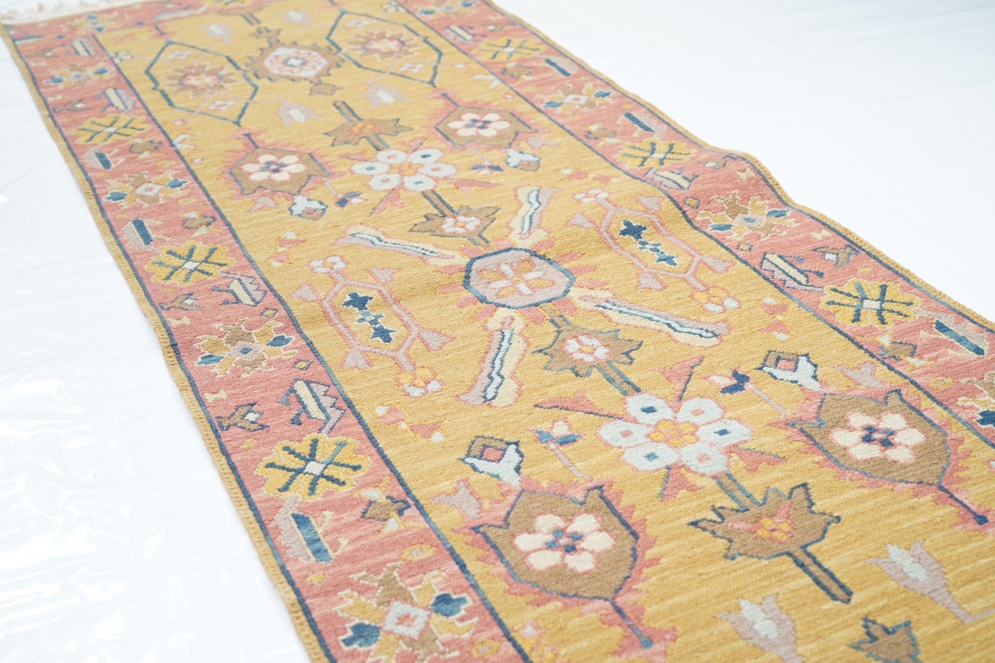Sumak Runner 2'7'' x 8'0"