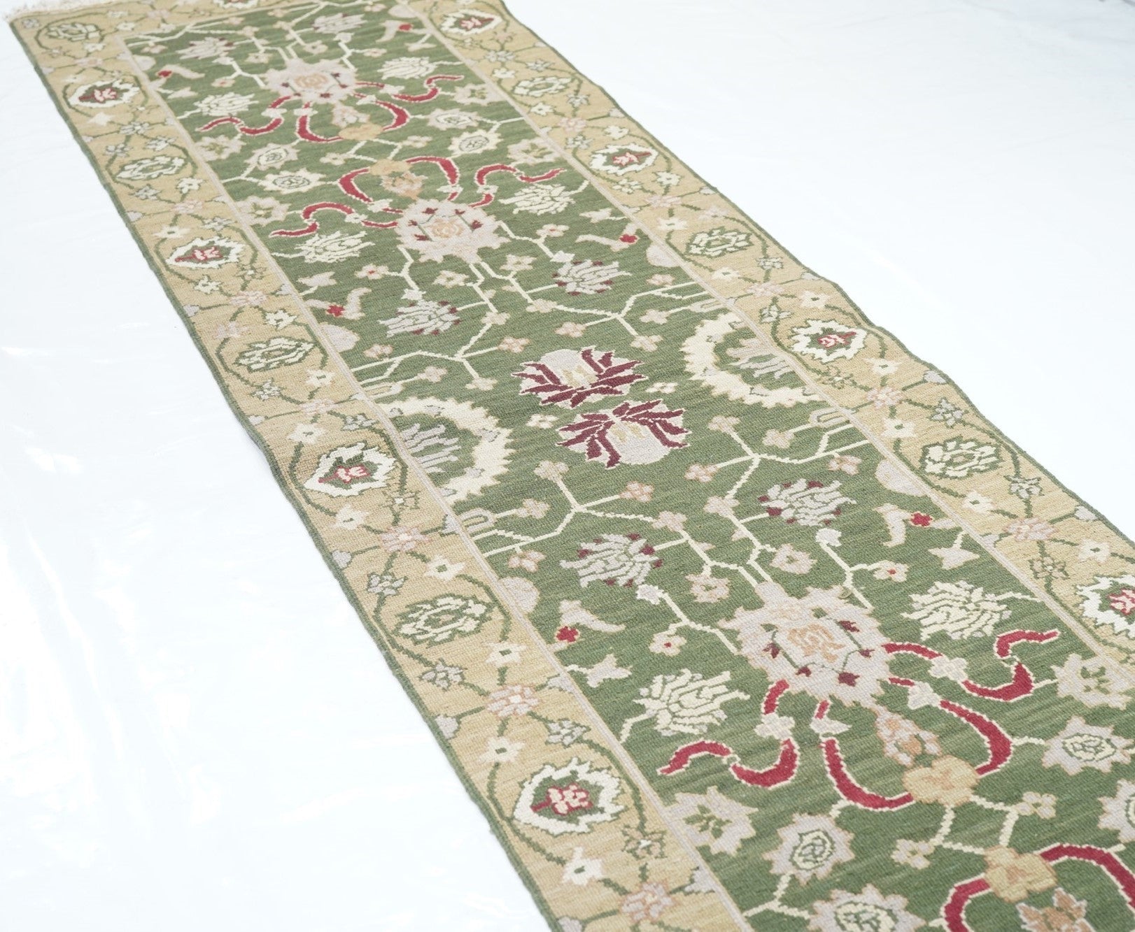 Sumak Runner 2'7'' x 10'0"