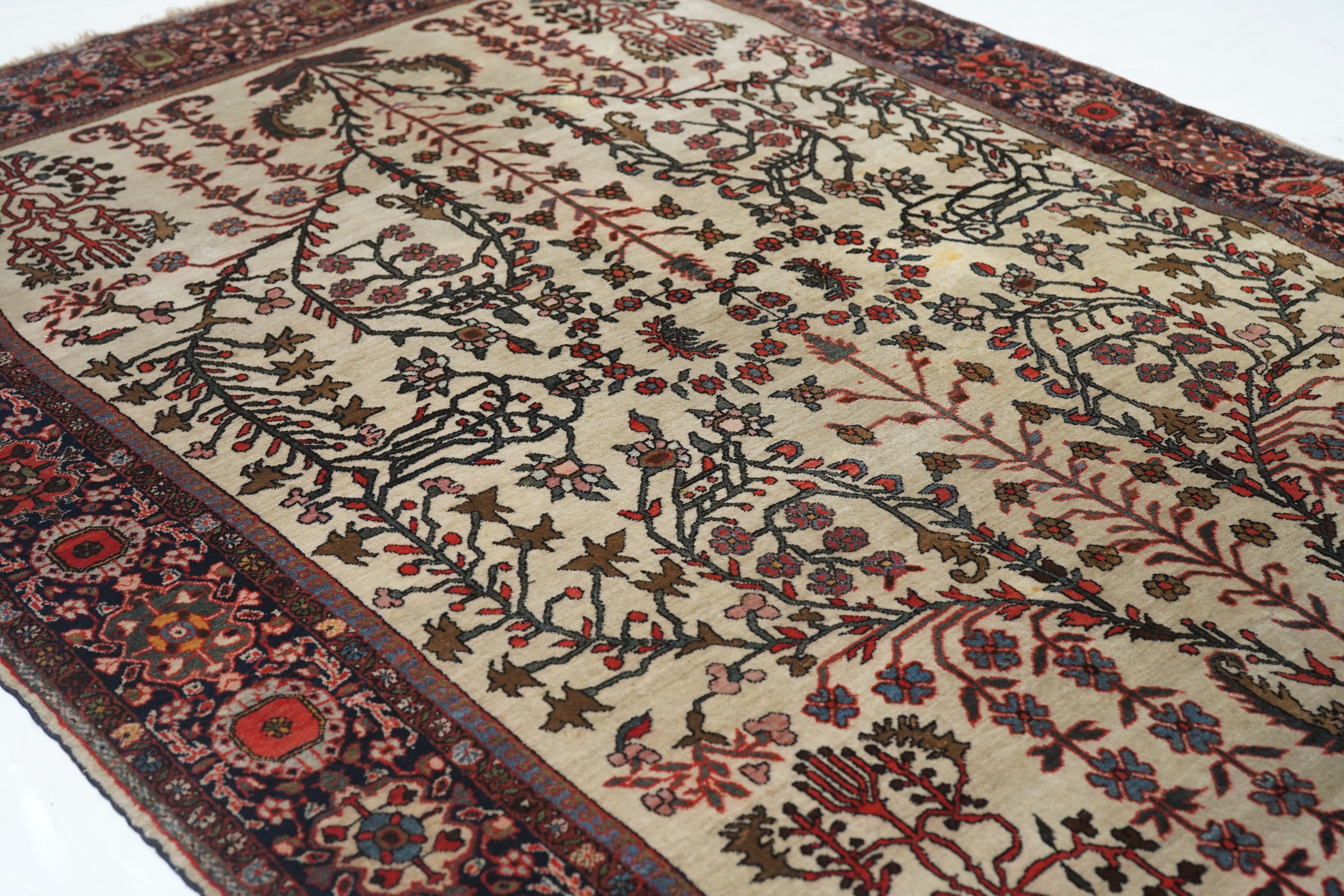 Antique Sarouk Rug 4'3'' x 6'5''