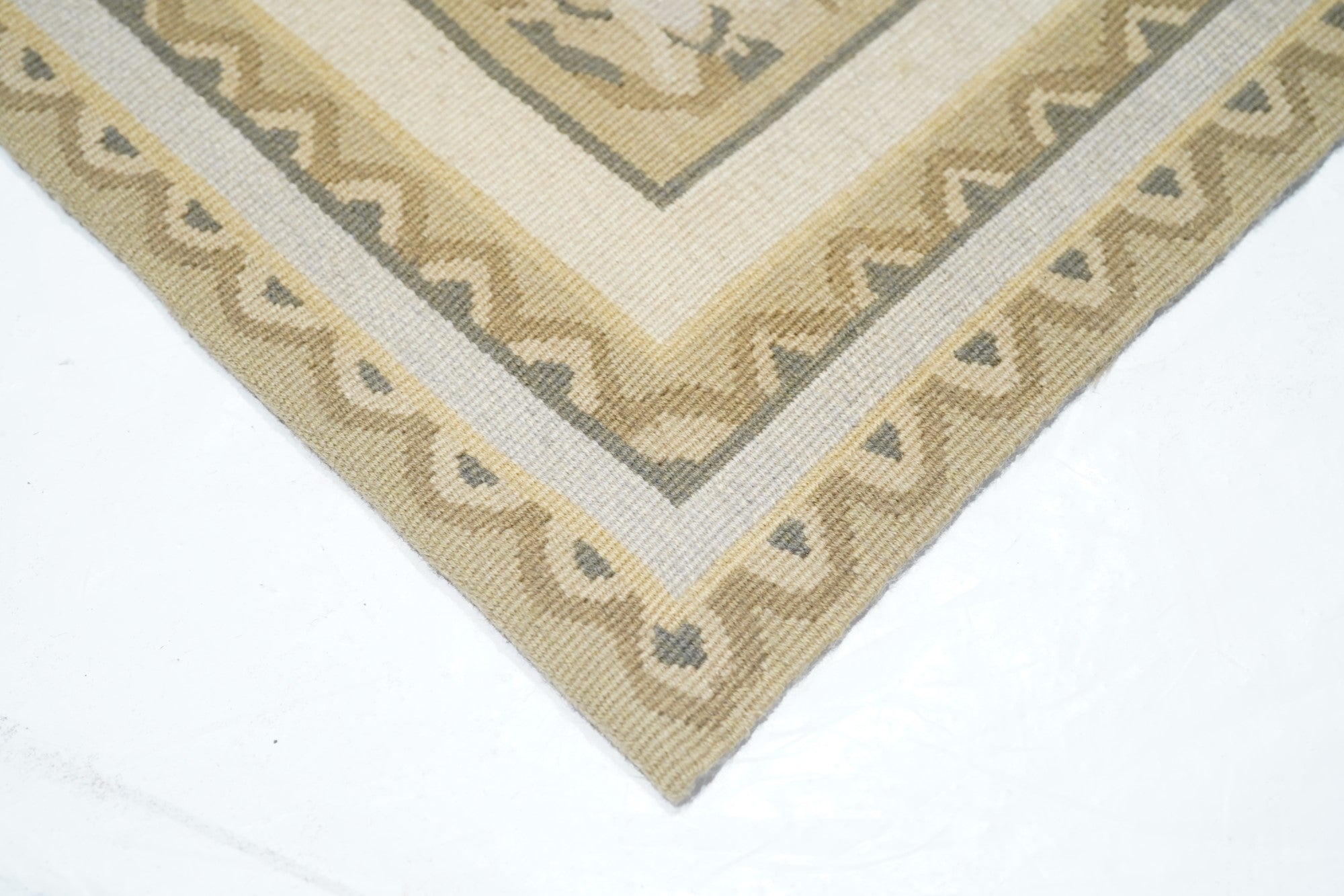 Aubusson Rug 9'0" x 12'0"