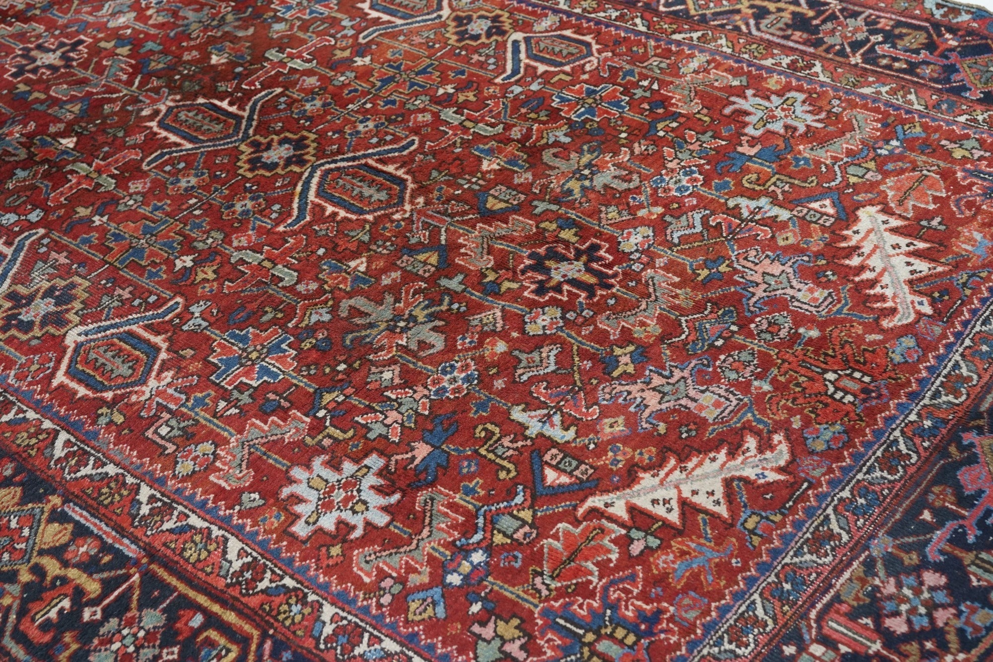 Vintage Heriz Rug 7'5'' x 10'6''