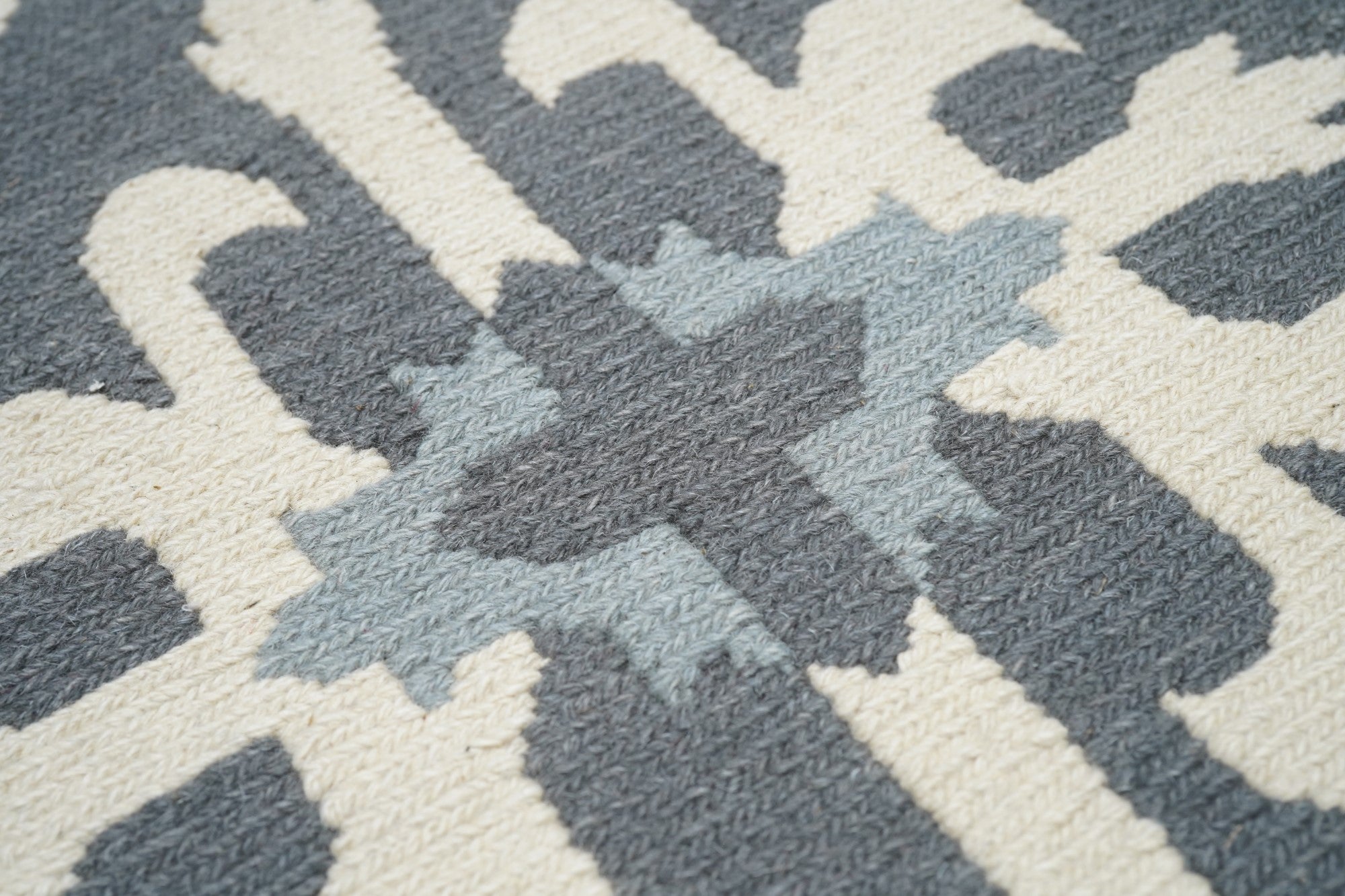 Sumak Rug 8'0" x 10'0"