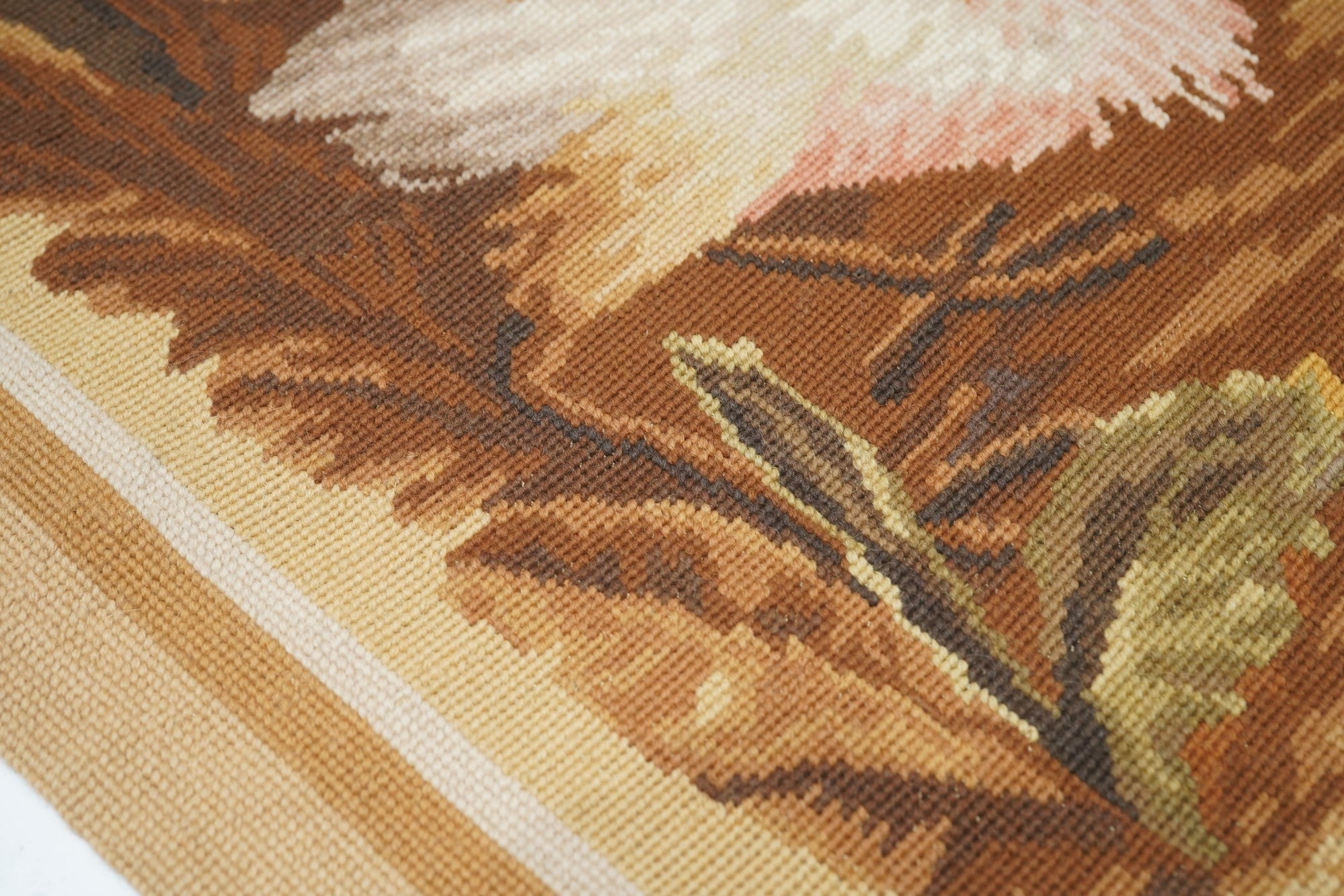 French Aubusson Design Rug 6'0" x 9'0"