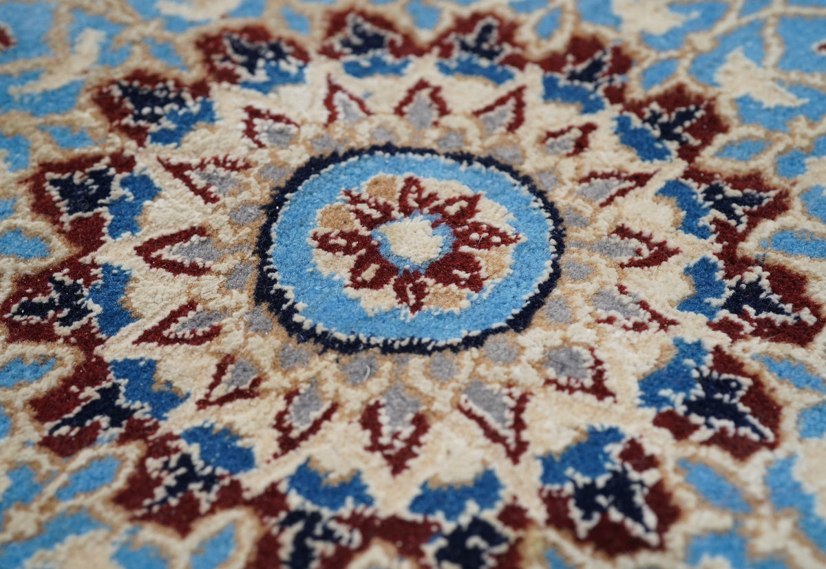 Extremely Ffine Nain Rug Wool & Silk Rug 6'11'' x 10'5''