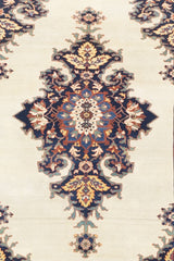 Antique Farahan Sarouk Rug 4' 0" x 6' 8''