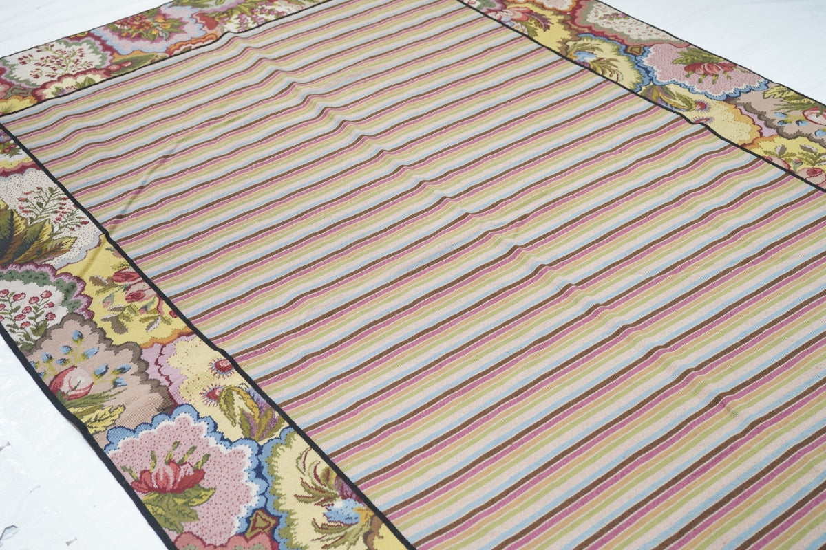 French Aubusson Design Rug 6'0" x 9'0"