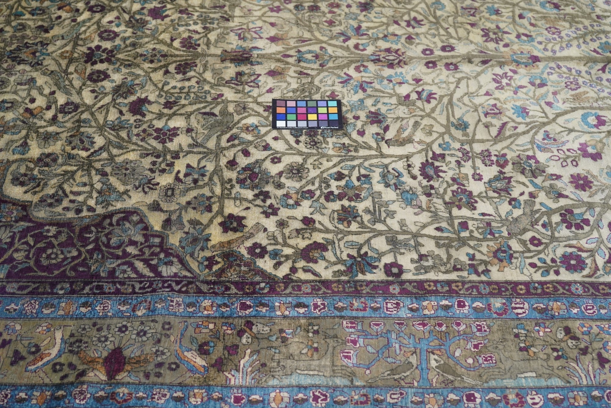 Extremely Fine Antique Silk  Kashan Rug 6'6'' x 9'8''