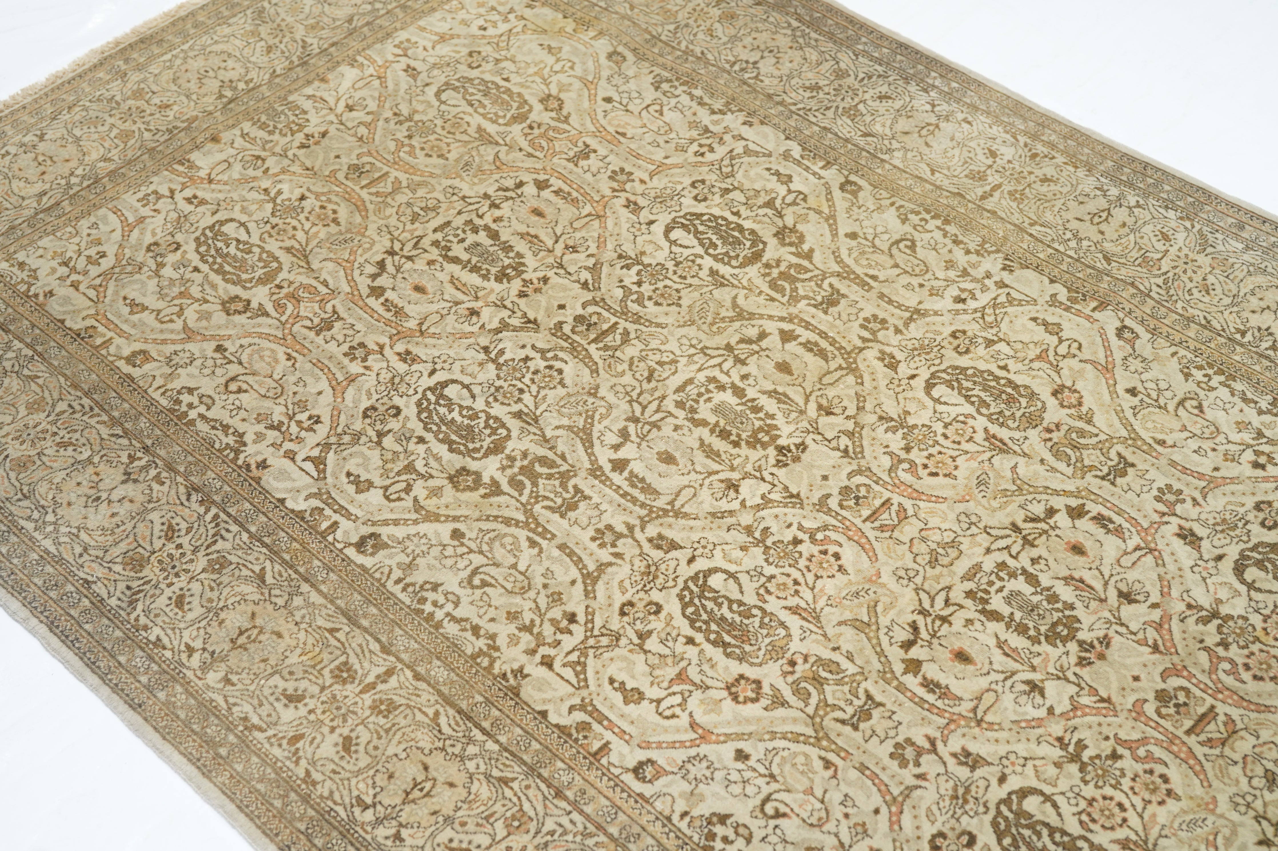 Vintage  Kashan Rug 4'4'' x 6'9''