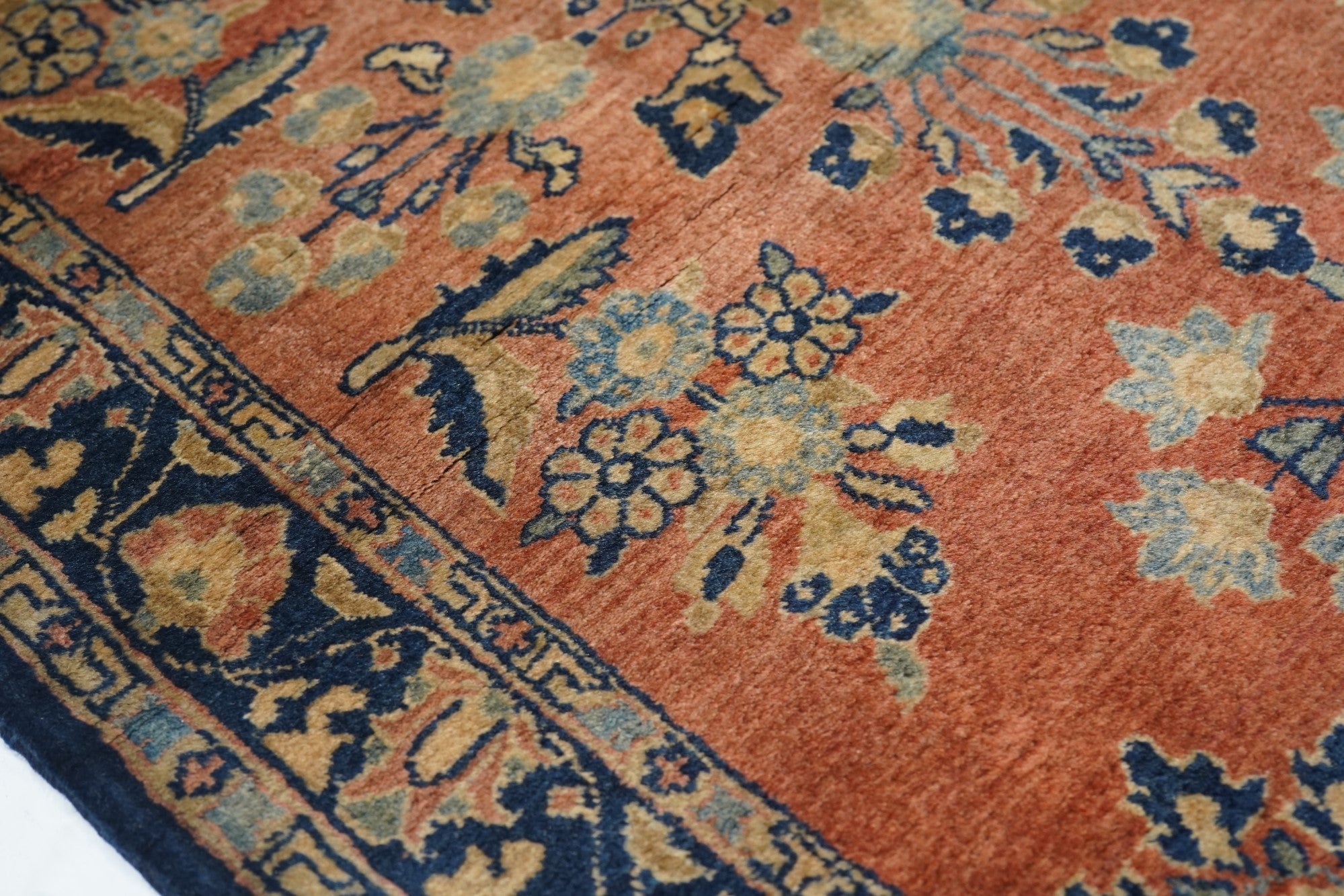 Antique Sarouk Rug 2'6'' x 4'10''