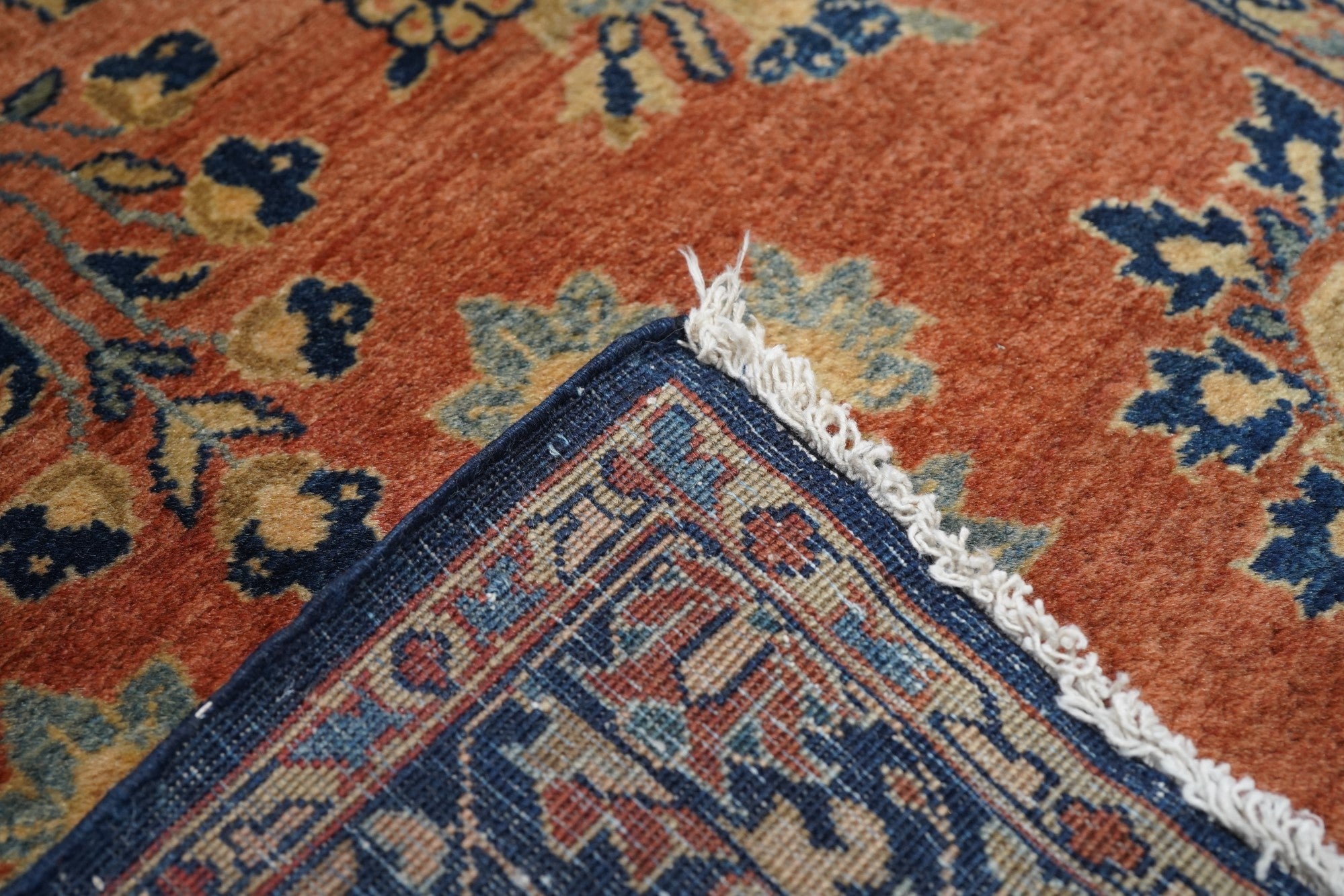 Antique Sarouk Rug 2'6'' x 4'10''