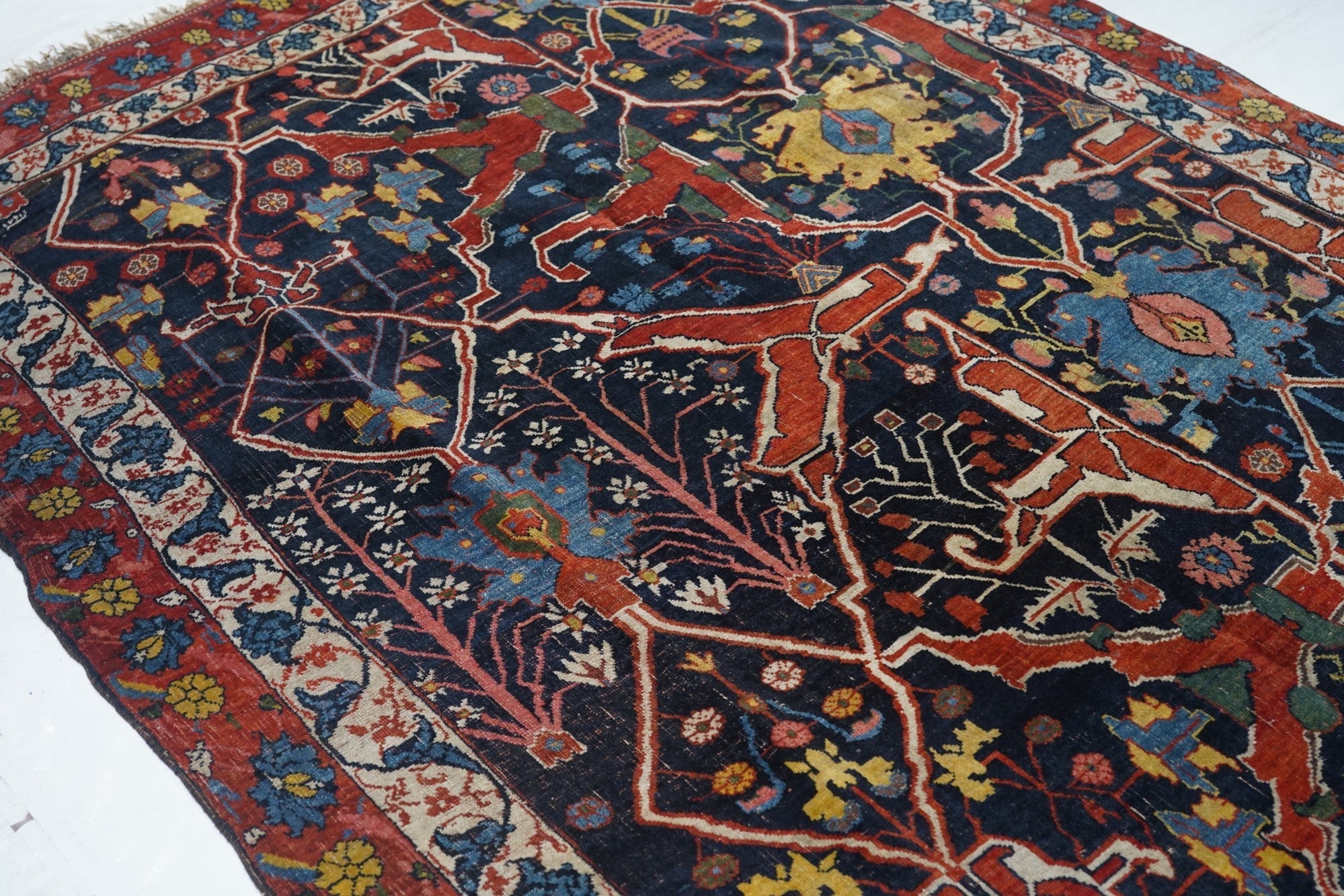 Fine Antique Garouss Bidjar Rug 5'9'' x 8'7''