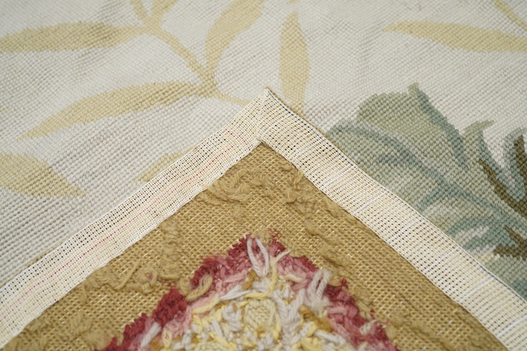 French Aubusson Design Rug 9' x 12'