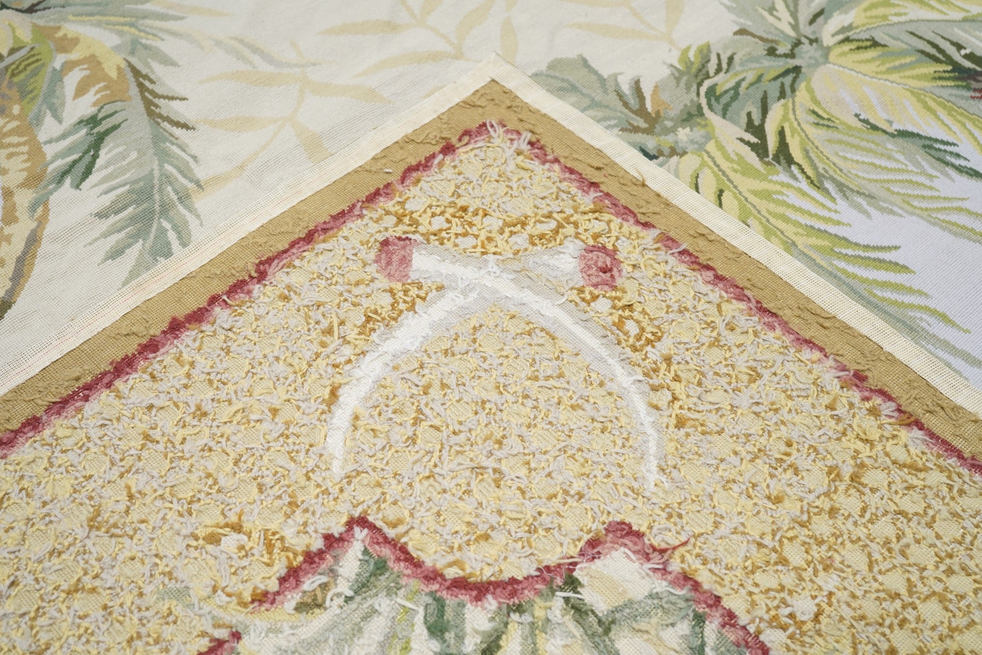 French Aubusson Design Rug 9' x 12'