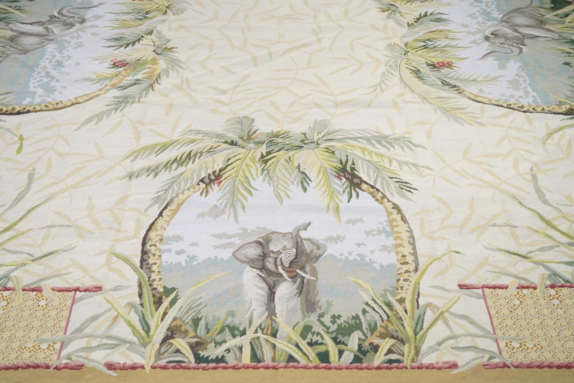 French Aubusson Design Rug 9' x 12'