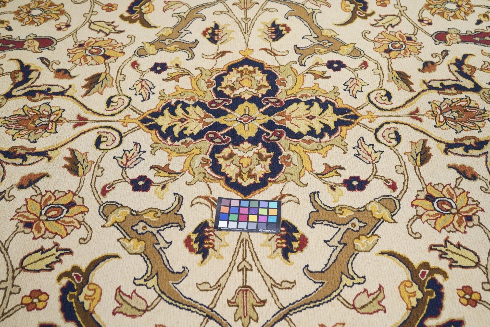 Sumak Rug 7'8'' x 9'8''