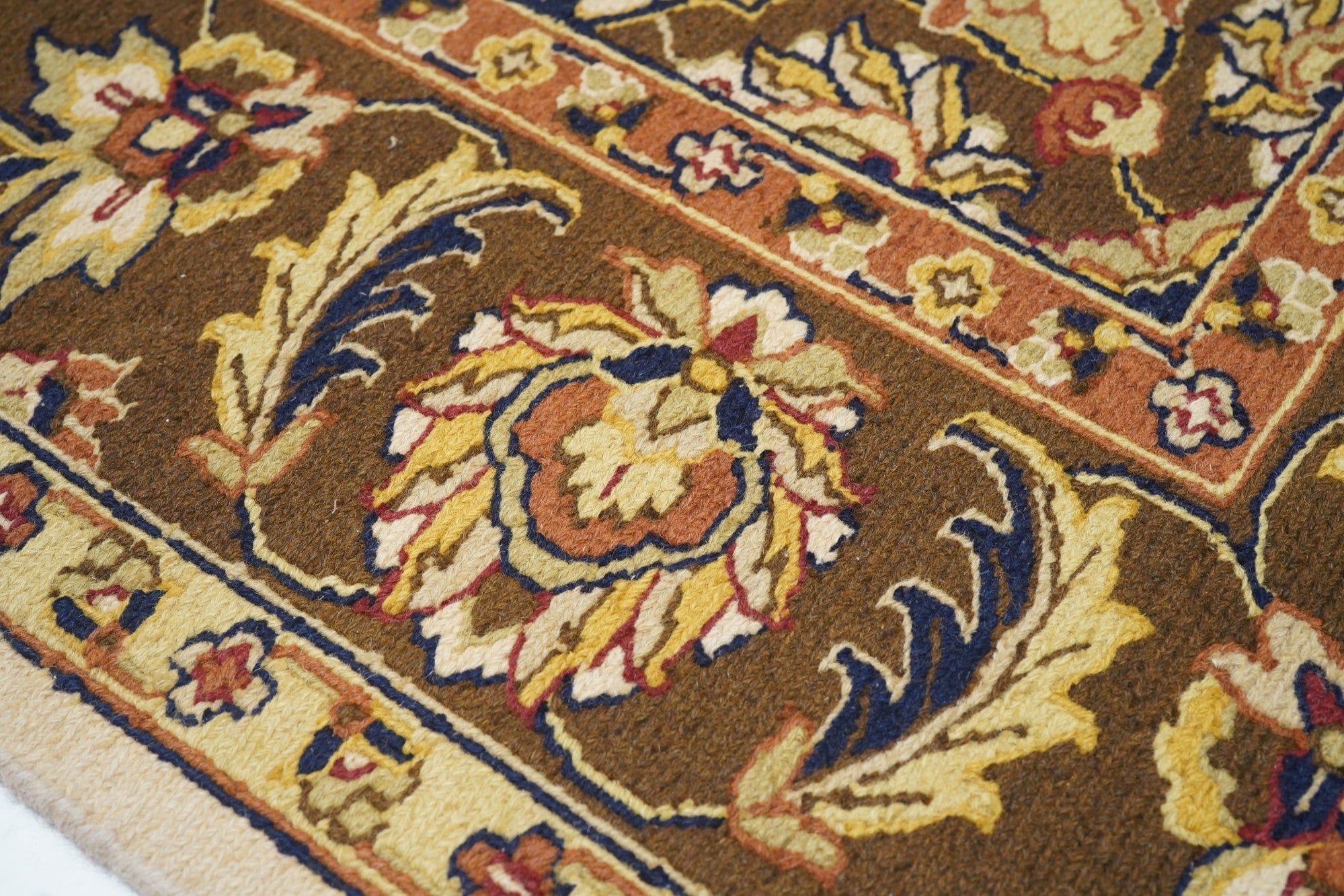 Sumak Rug 7'8'' x 9'8''