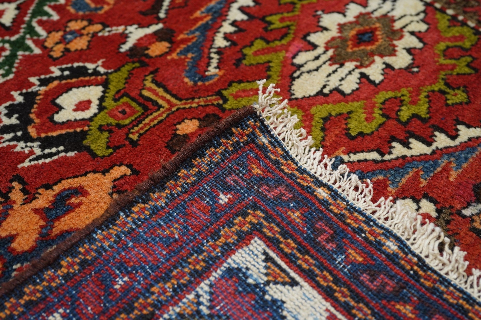 Antique Mahal Rug 4'6'' x 8'8''