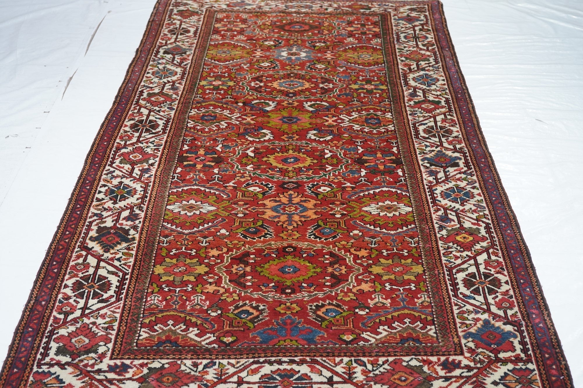 Antique Mahal Rug 4'6'' x 8'8''