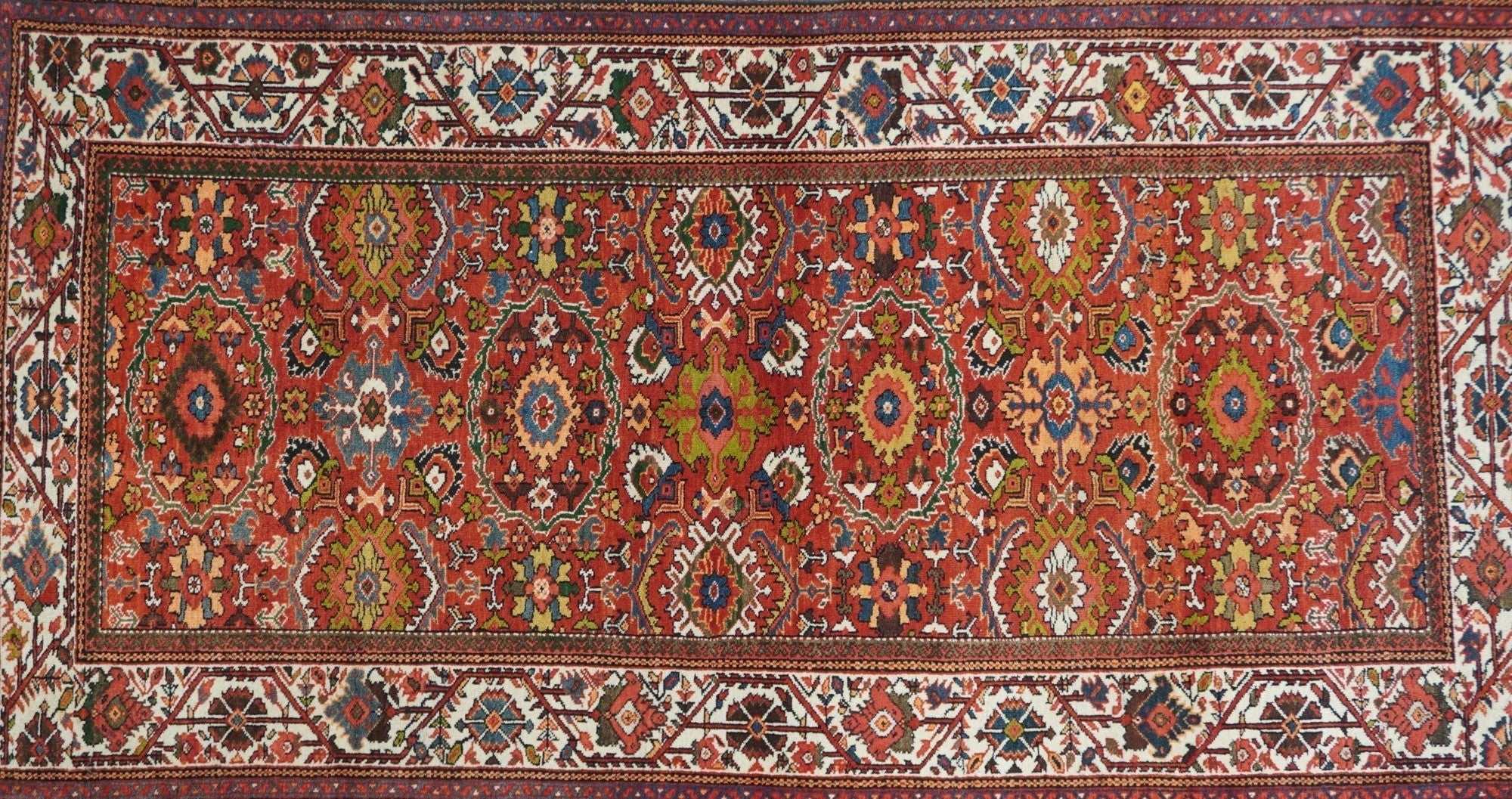 Antique Mahal Rug 4'6'' x 8'8''