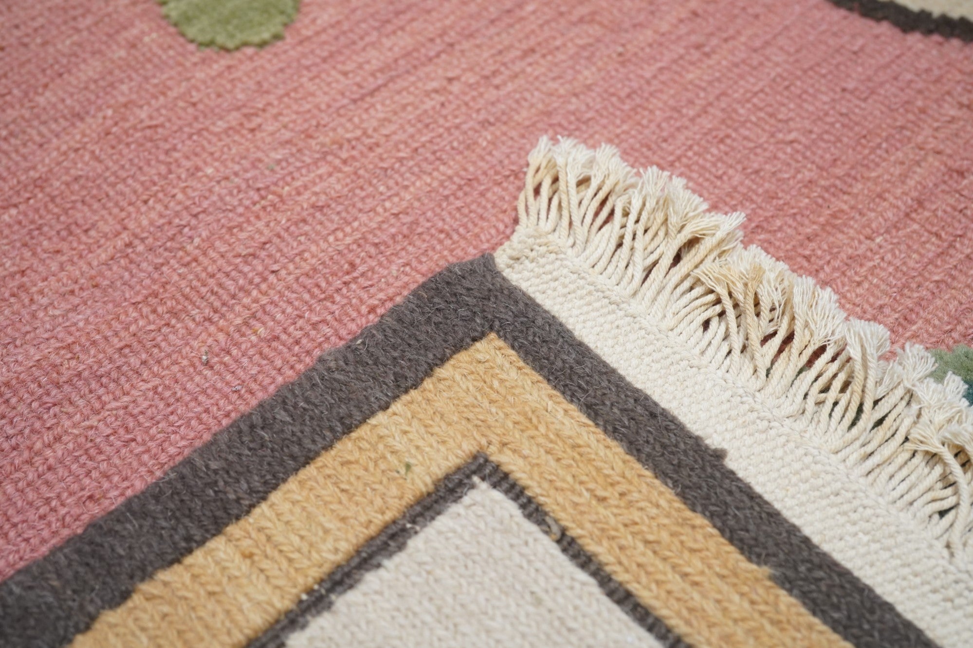 Sumak Rug 6'0" x 9'0"