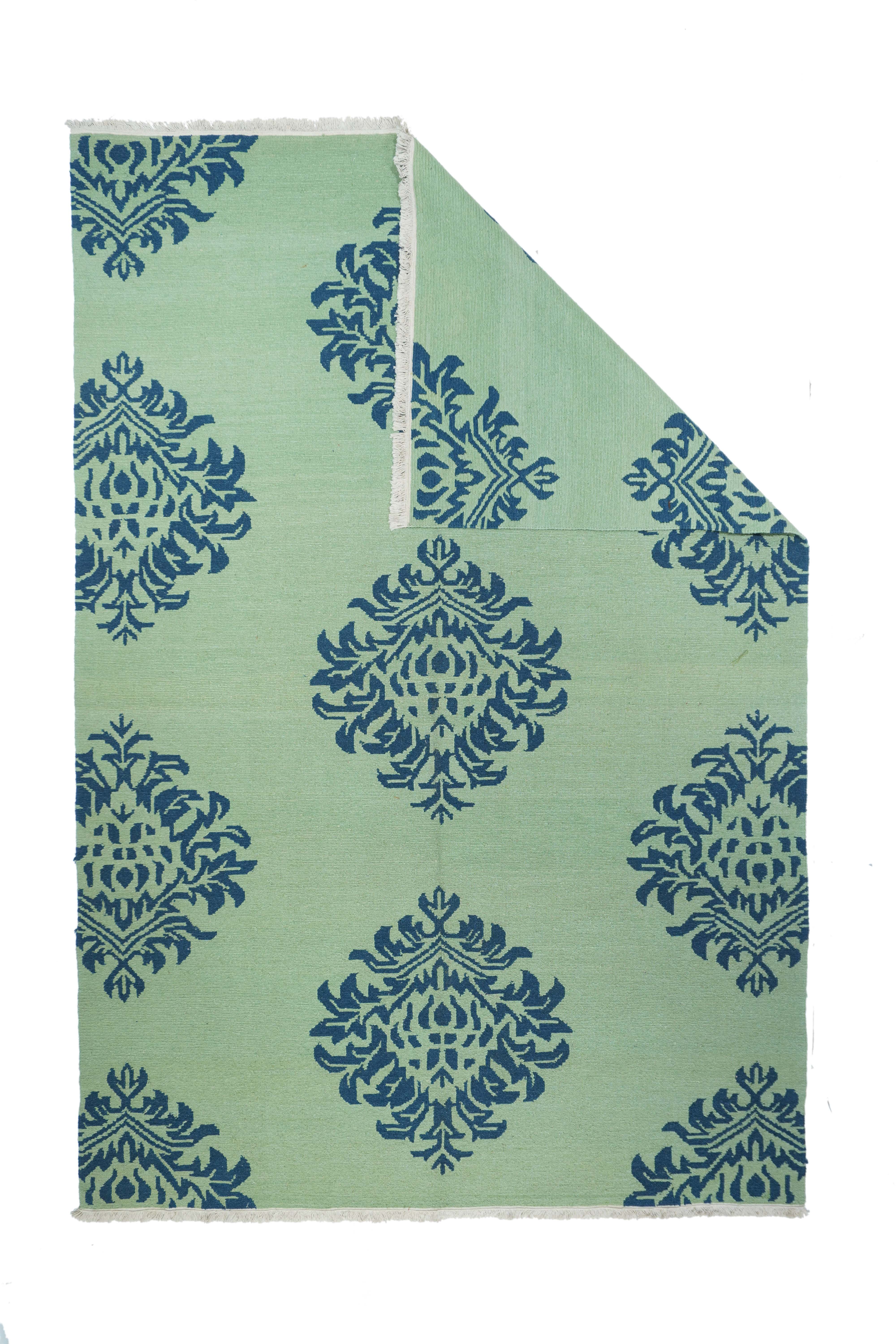 Sumak Rug 6'0" x 9'0"