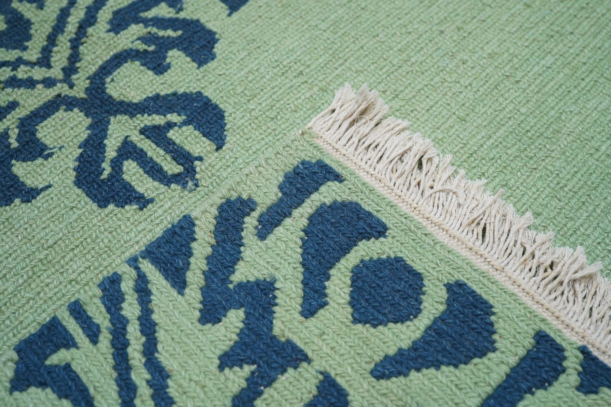Sumak Rug 6'0" x 9'0"
