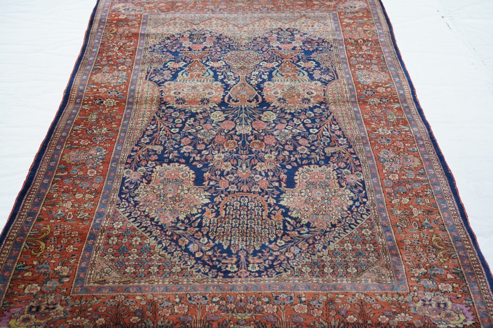 Fine Antique  Dabir Kashan Rug 4'3'' x 7'0"
