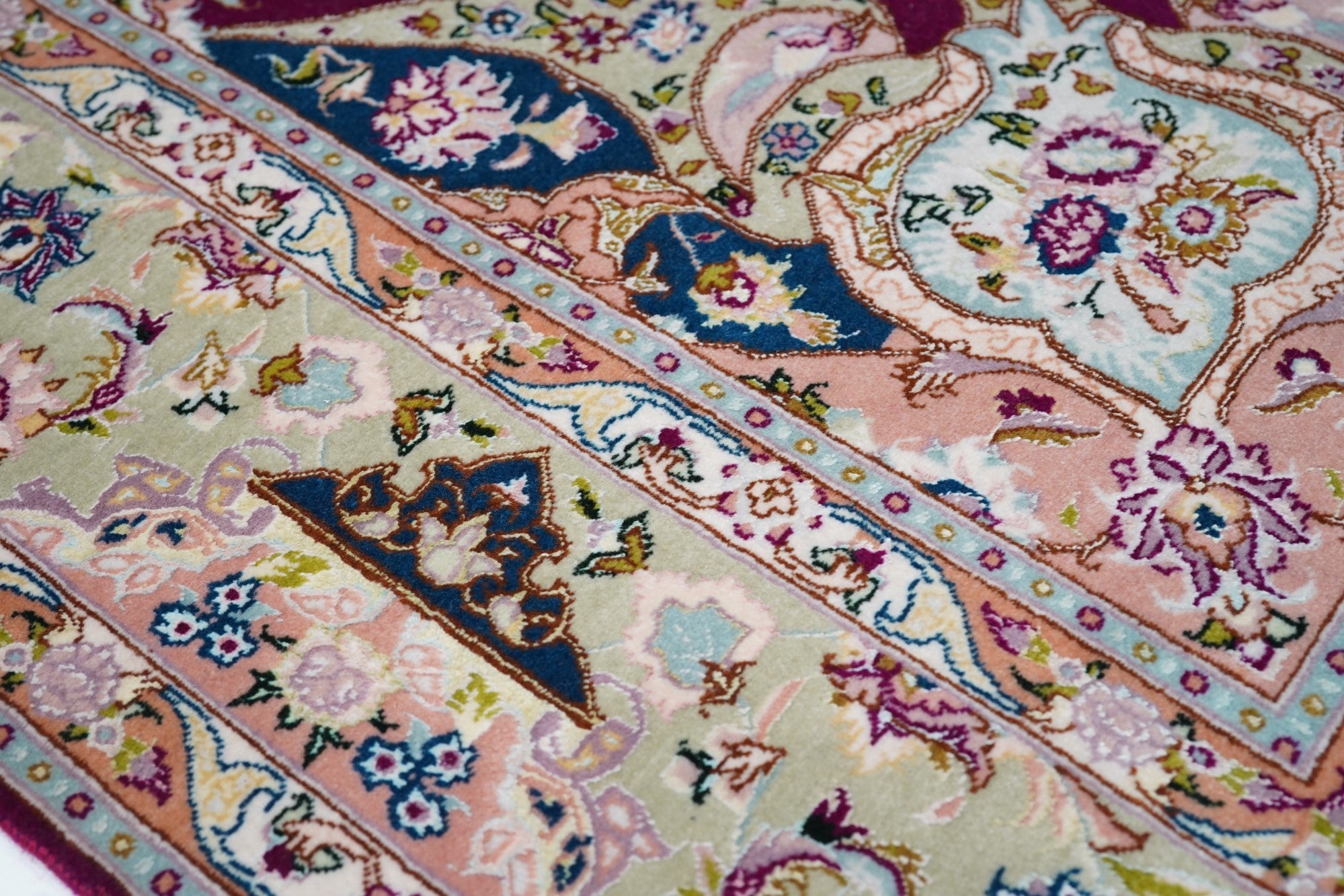 Vintage Extremely Fine Tabriz Rug 4'11'' x 7'4''