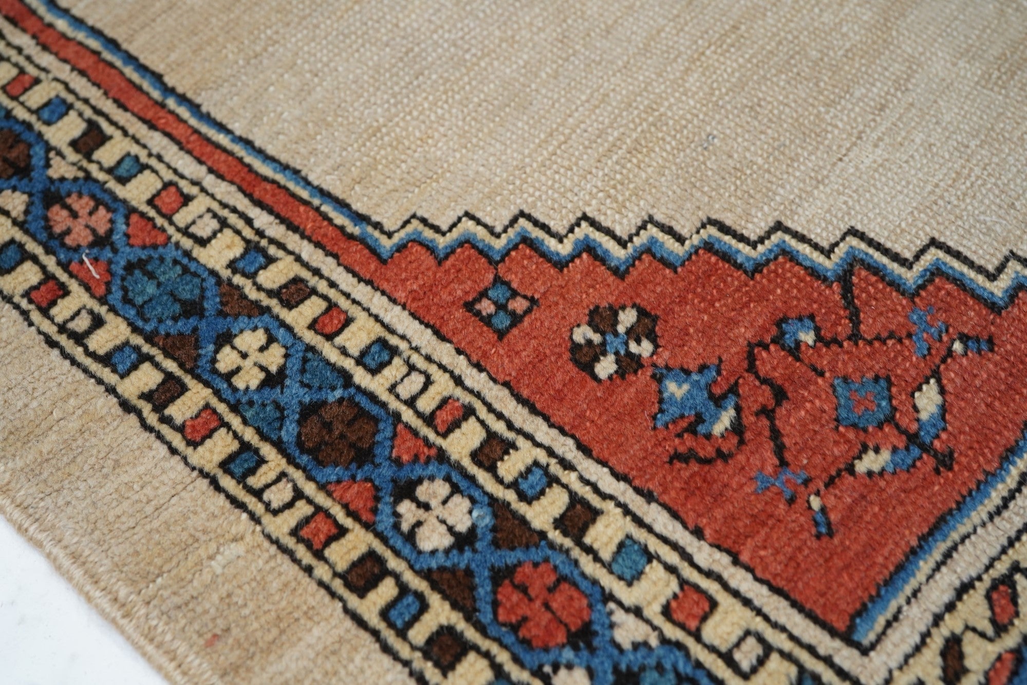 Antique Bakhshayesh Rug 2'6'' x 4'3''