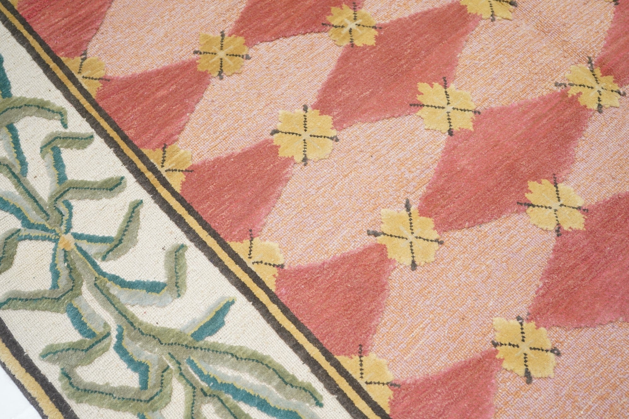 Sumak Rug 6'0" x 9'0"