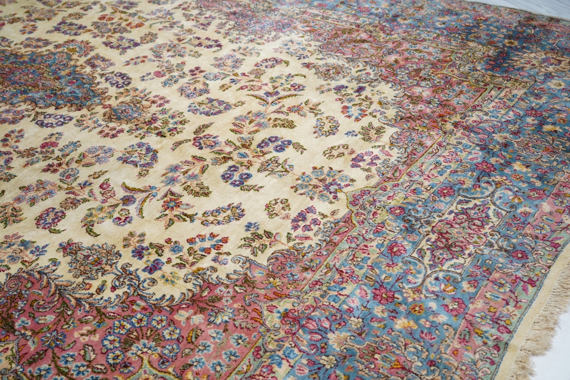 Vintage Kerman Rug 9'8'' x 13'7''