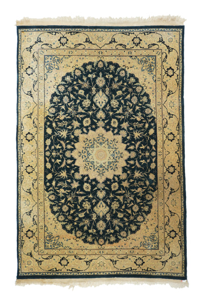 Indian Rug 4'0'' x 6'0''