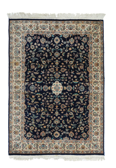 Indian Rug 4' x 5'9''