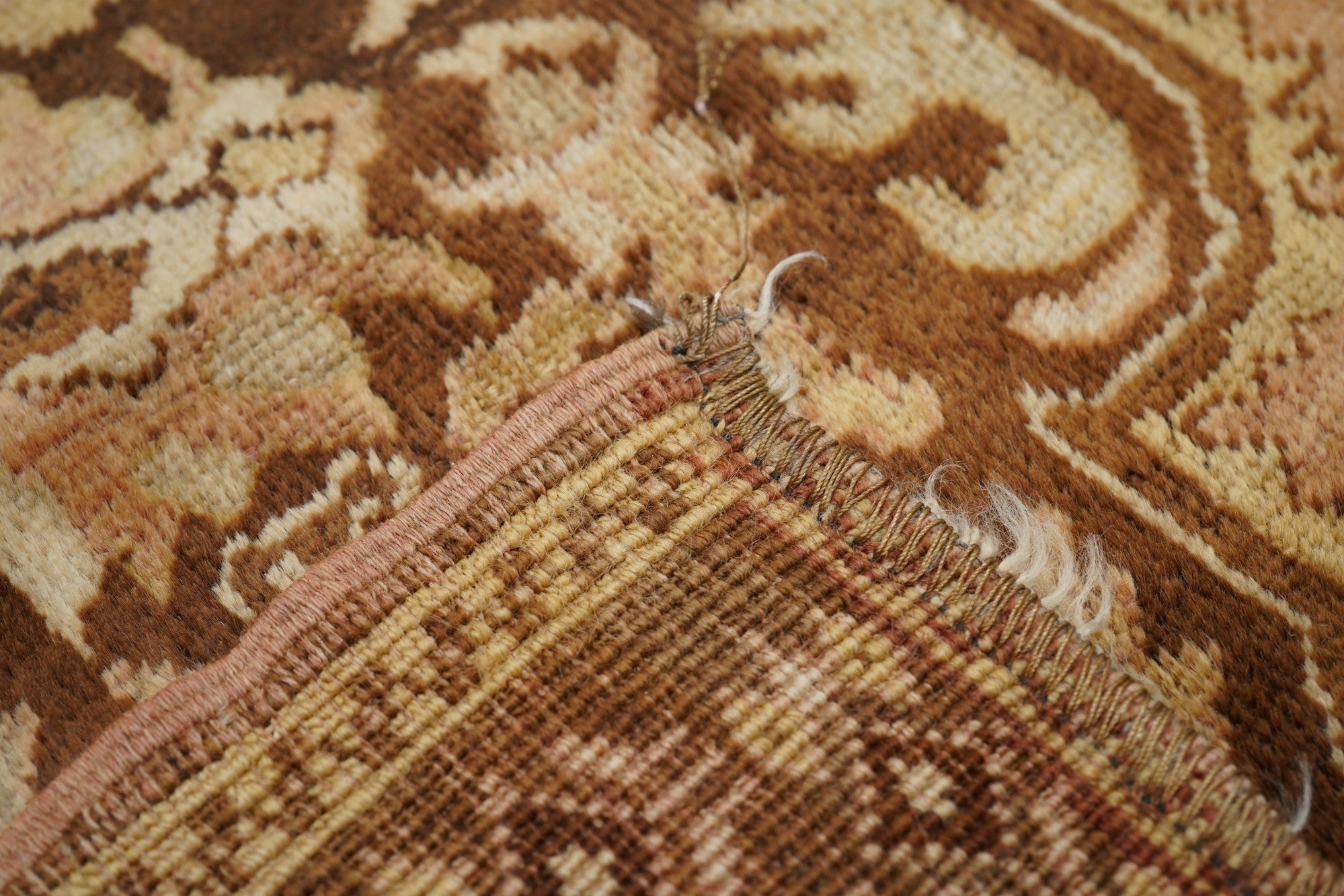 Vintage Turkish Rug 4'6'' x 6'5''