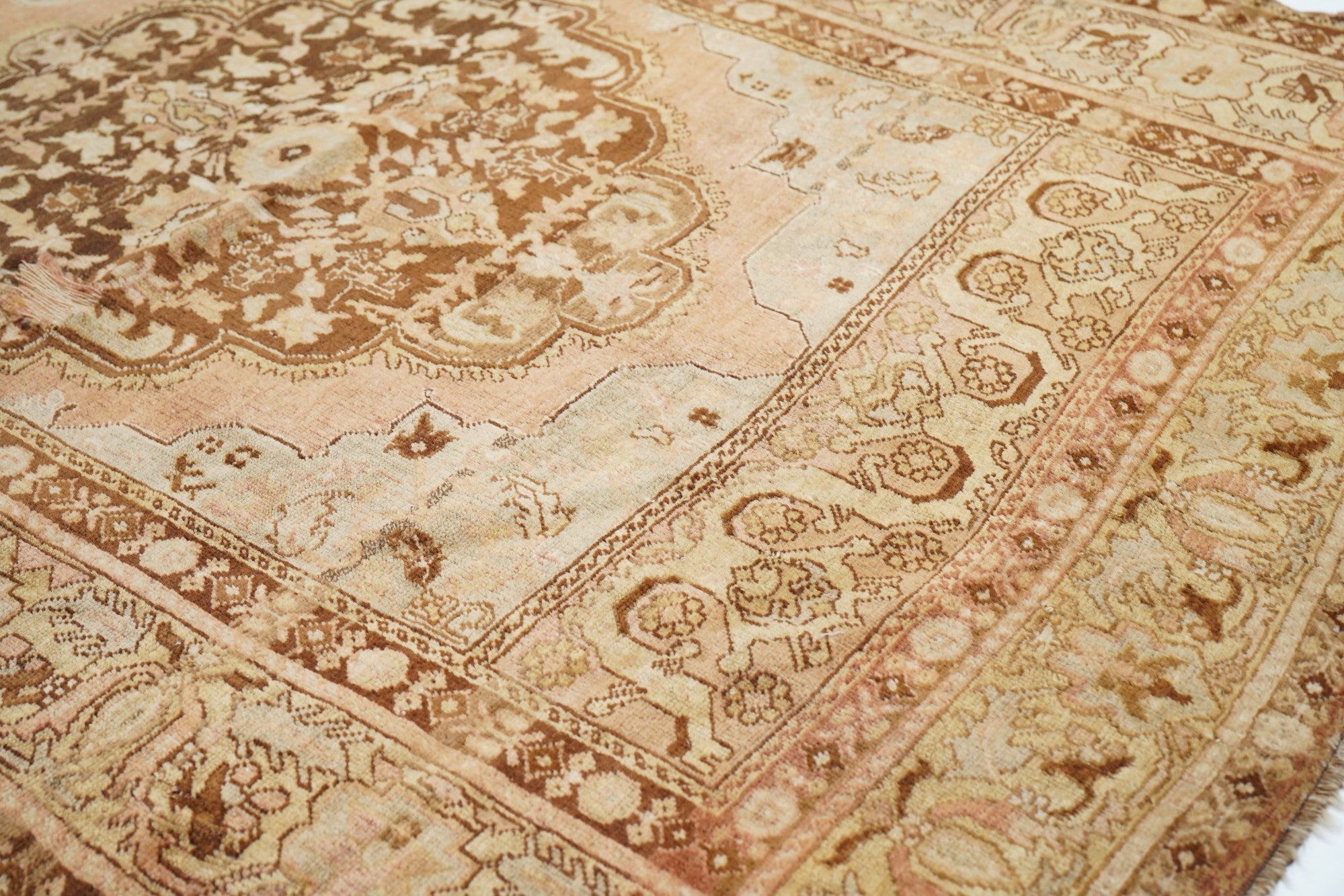 Vintage Turkish Rug 4'6'' x 6'5''