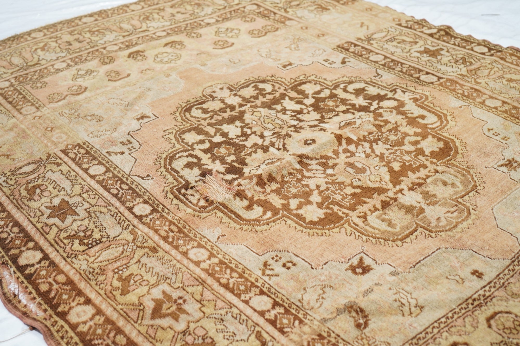 Vintage Turkish Rug 4'6'' x 6'5''