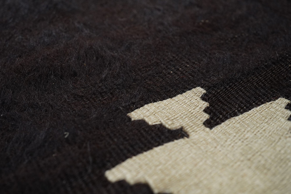 Vintage Moroccan Kilim Rug 4'5'' x 5'4''